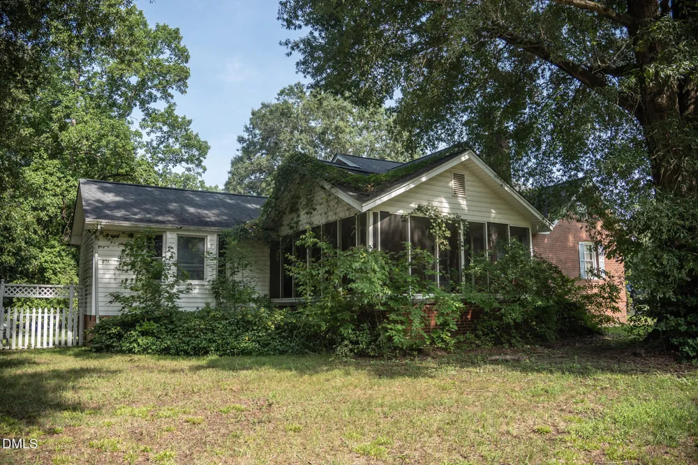 1179 Nc-87 Elon, NC 27244