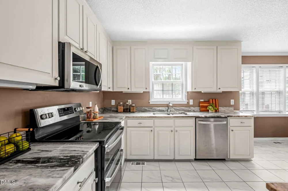 1625 Tall Cane Circle Willow Springs, NC 27592