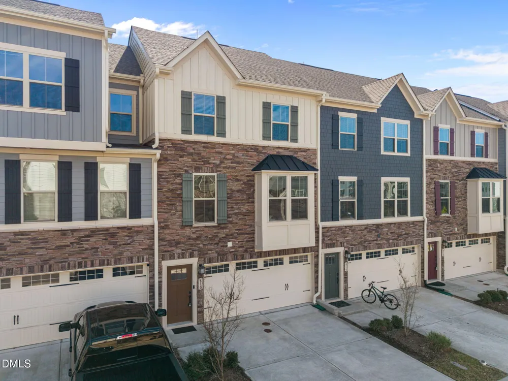 816 Channing Park Circle Cary, NC 27519