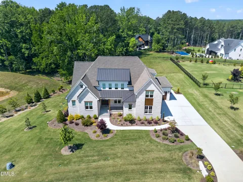 8909 Grand Highland Way