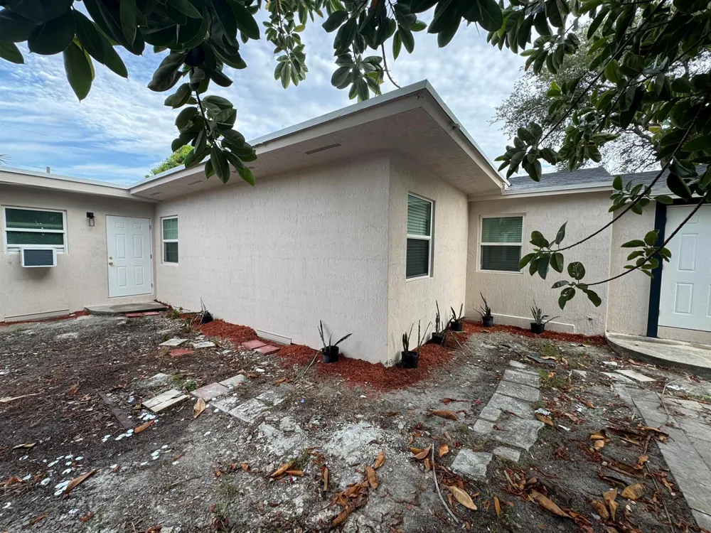 405 E STREET Lake Worth, FL 33460