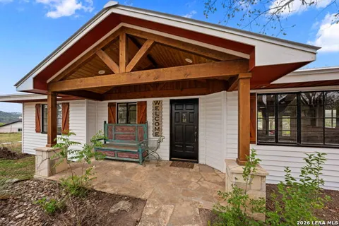 1094 Harper Road