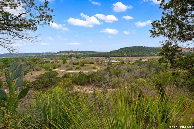 1094 Harper Road Kerrville, TX 78028