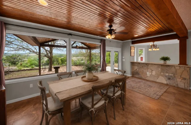1094 Harper Road Kerrville, TX 78028