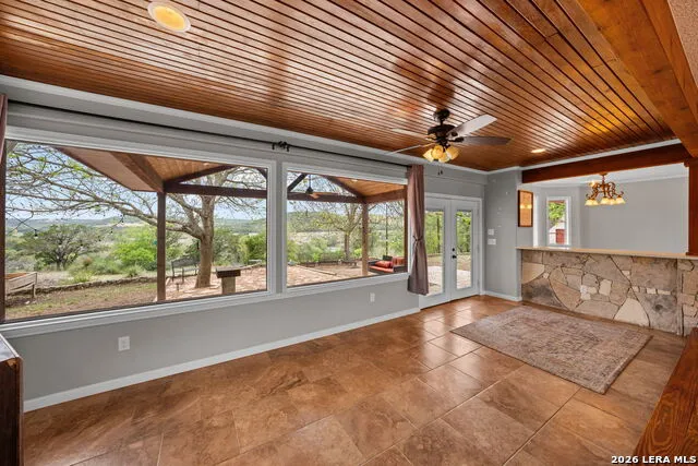 1094 Harper Road Kerrville, TX 78028