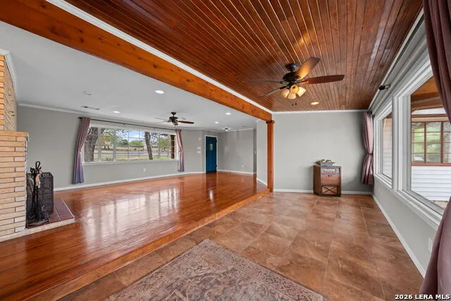 1094 Harper Road Kerrville, TX 78028