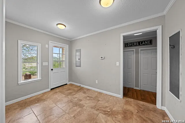 1094 Harper Road Kerrville, TX 78028