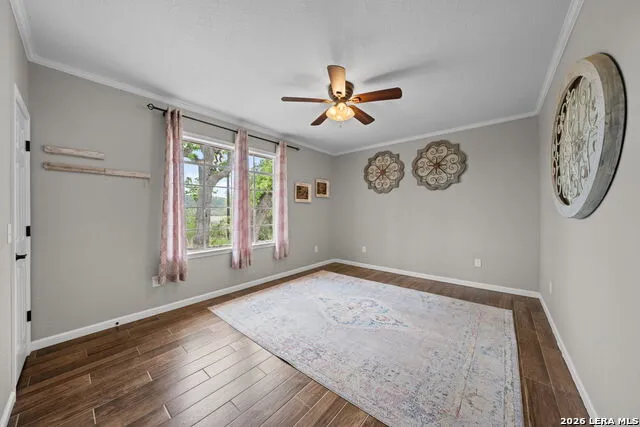 1094 Harper Road Kerrville, TX 78028