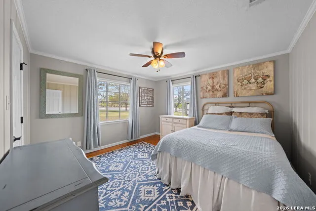 1094 Harper Road Kerrville, TX 78028