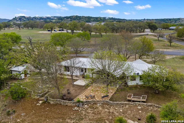 1094 Harper Road Kerrville, TX 78028