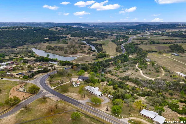 1094 Harper Road Kerrville, TX 78028