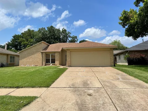 2411 Woodwind Rd