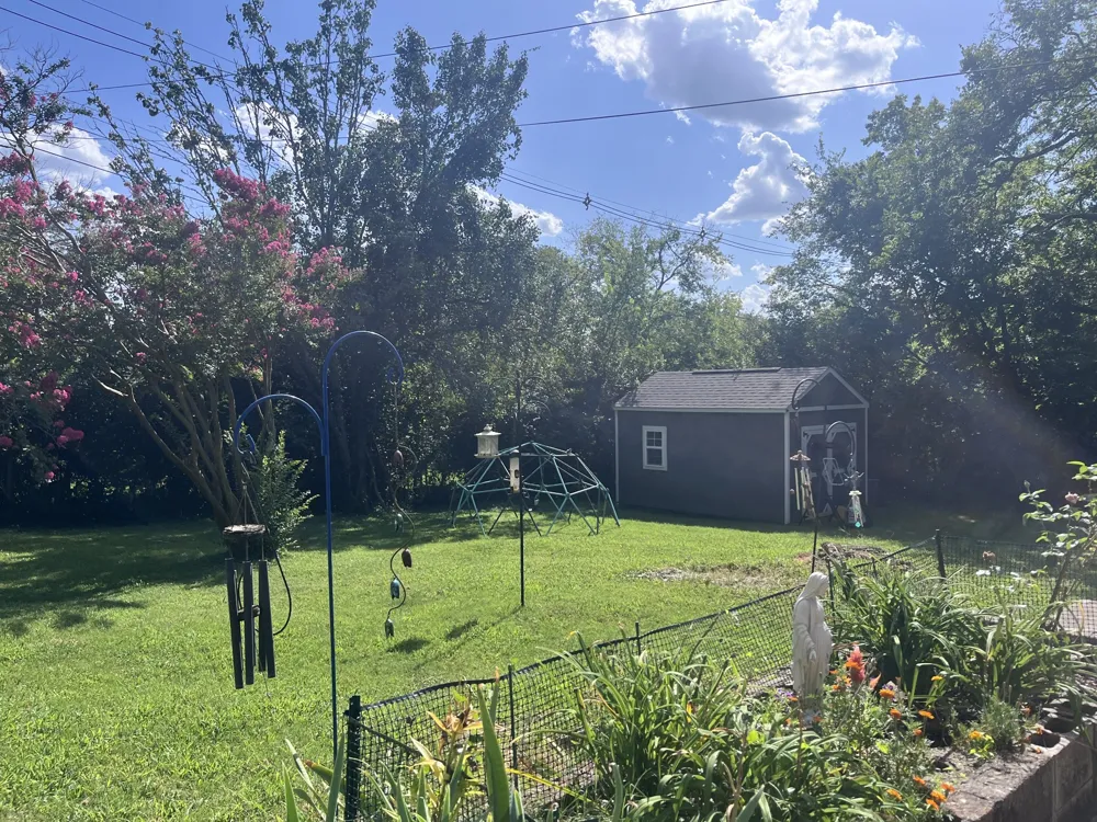 1208 Barry Dr Madison, TN 37115