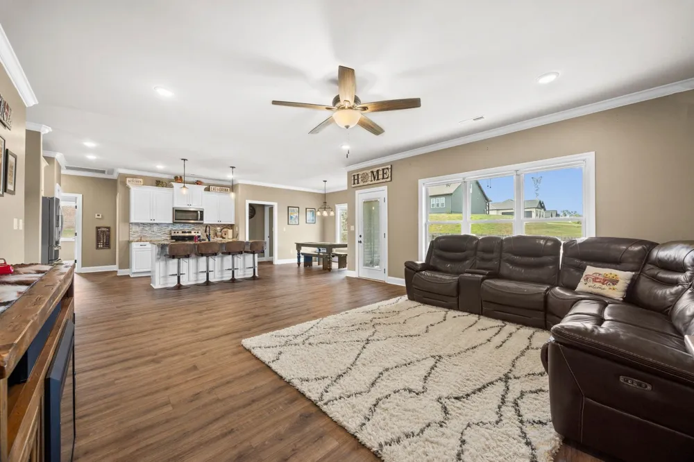 2608 Etna Dr Chapel Hill, TN 37034
