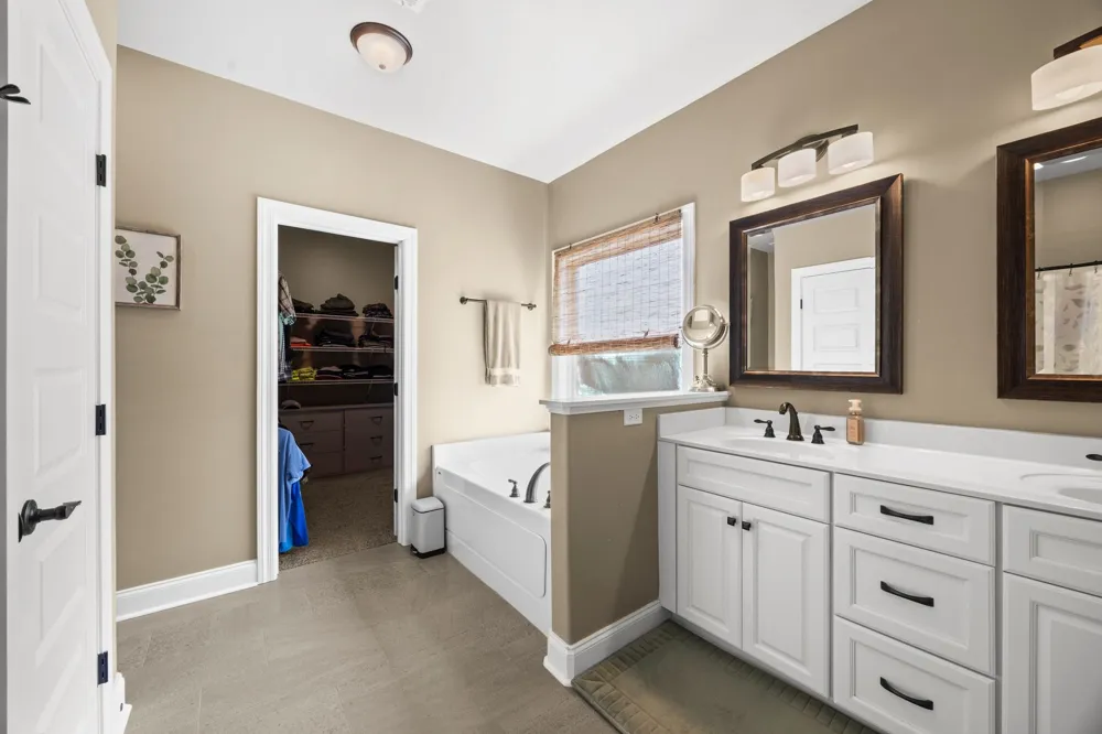 2608 Etna Dr Chapel Hill, TN 37034