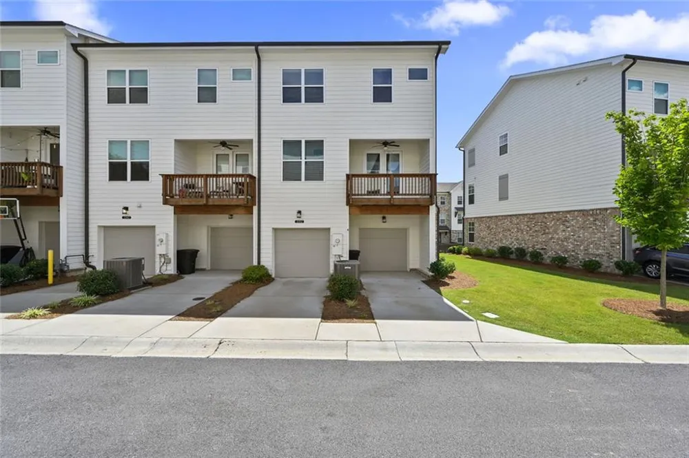3352 Acorn Harvest Lane Suwanee, GA 30024