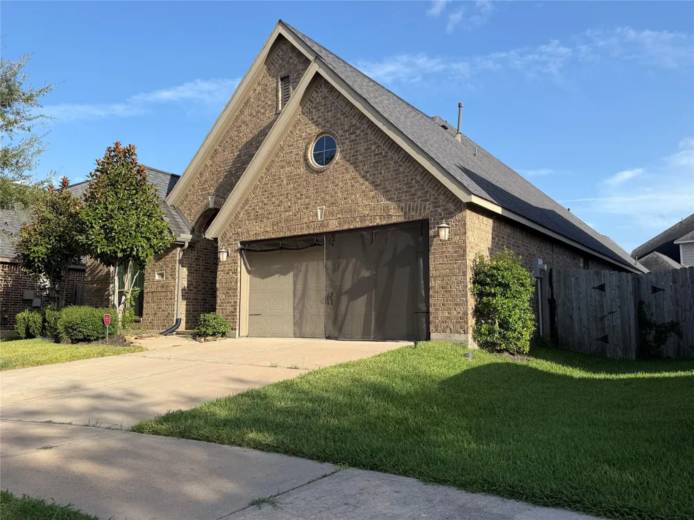3319 Sky Run Court Missouri City, TX 77459