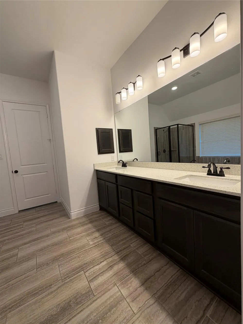 3319 Sky Run Court Missouri City, TX 77459
