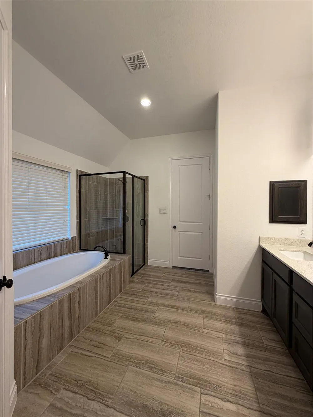 3319 Sky Run Court Missouri City, TX 77459