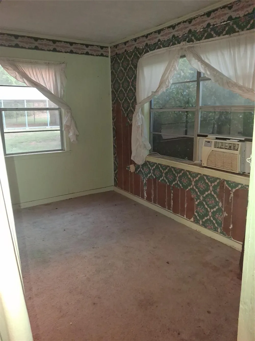 161 An County Road 126 Elkhart, TX 75839