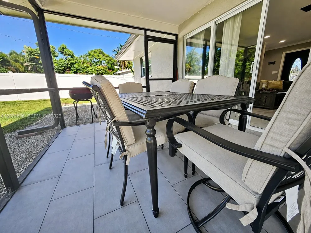 1419 shelby pwky Cape Coral, FL 33904