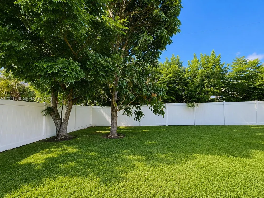 1419 shelby pwky Cape Coral, FL 33904