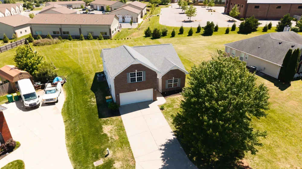3006 Ping Ct Spring Hill, TN 37174