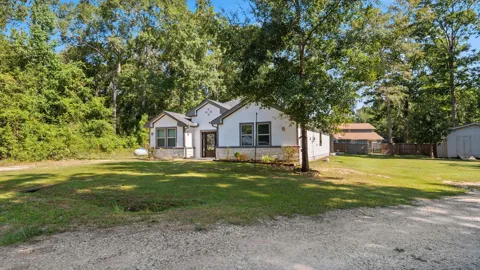 25445 Vine Circle