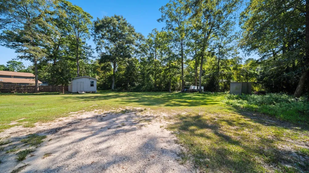 25445 Vine Circle Cleveland, TX 77328
