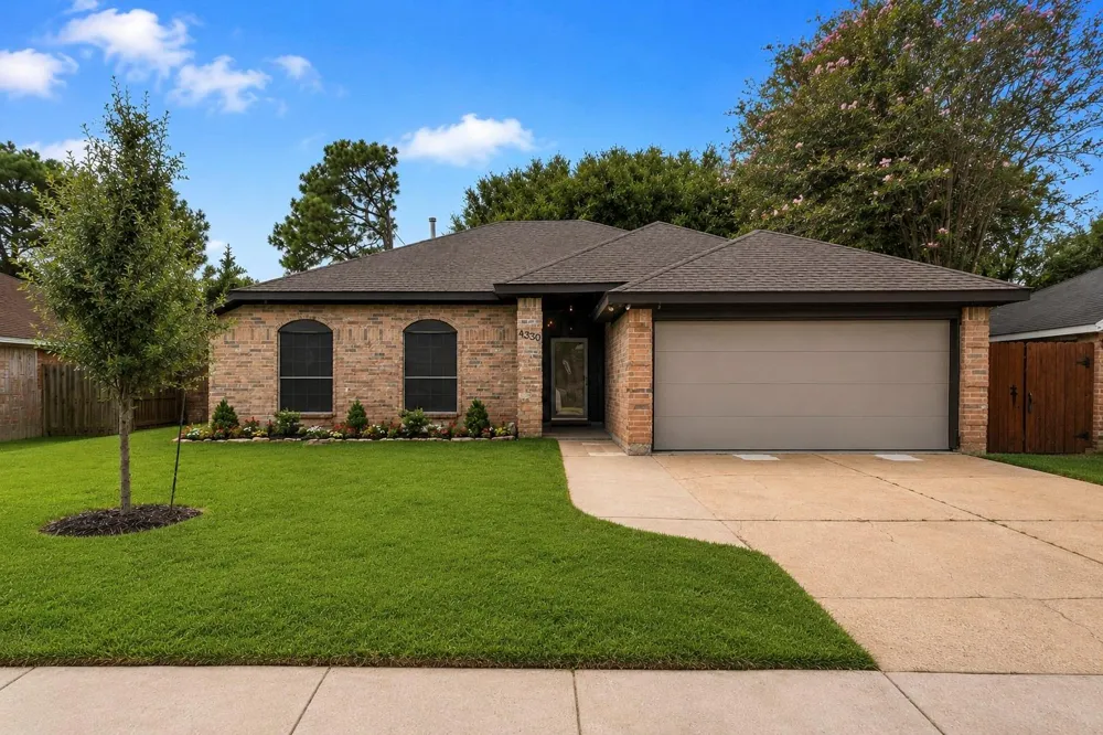 4330 Glen Avon Drive Pasadena, TX 77505