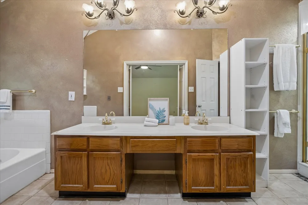 4330 Glen Avon Drive Pasadena, TX 77505