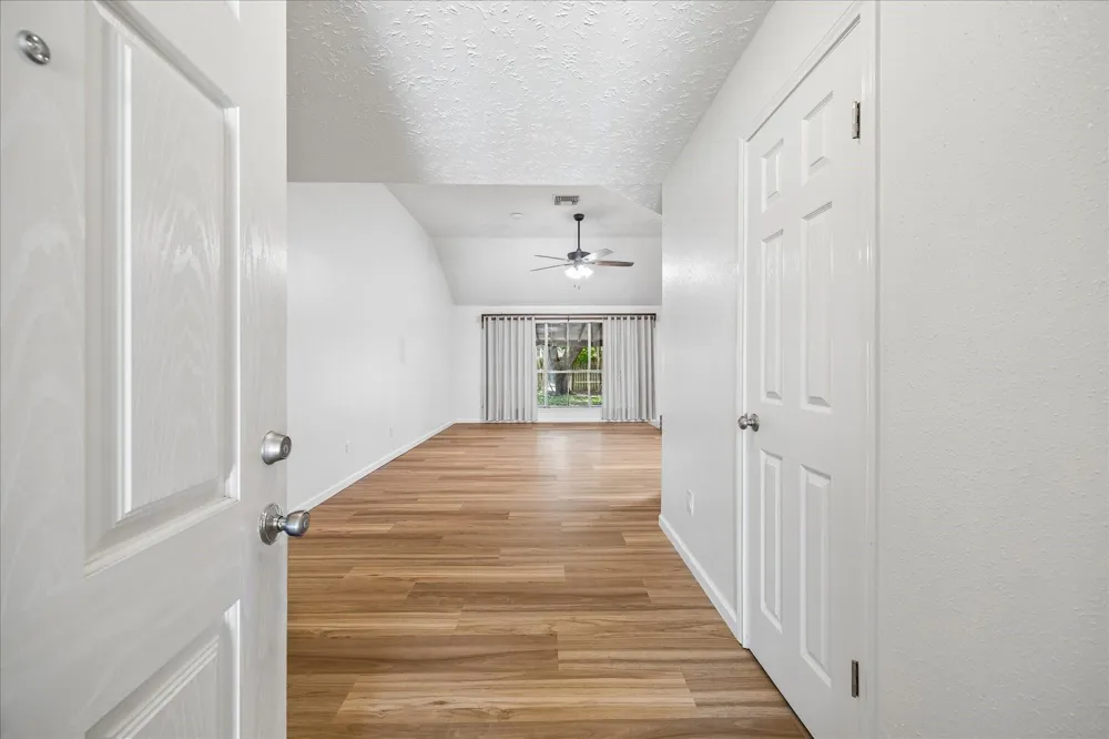 4330 Glen Avon Drive Pasadena, TX 77505