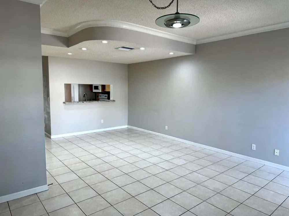 5662 NW 99TH WAY Coral Springs, FL 33076