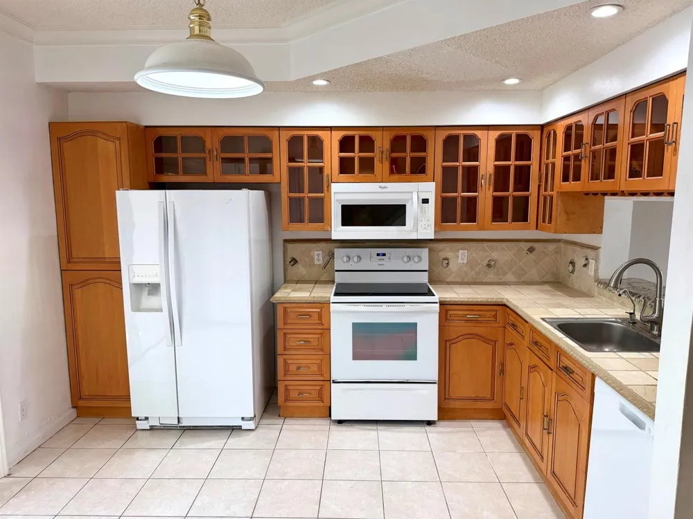 5662 NW 99TH WAY Coral Springs, FL 33076
