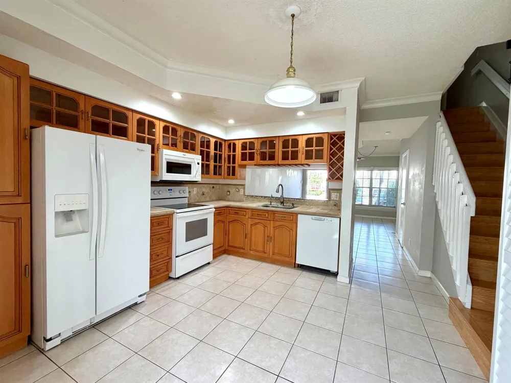 5662 NW 99TH WAY Coral Springs, FL 33076