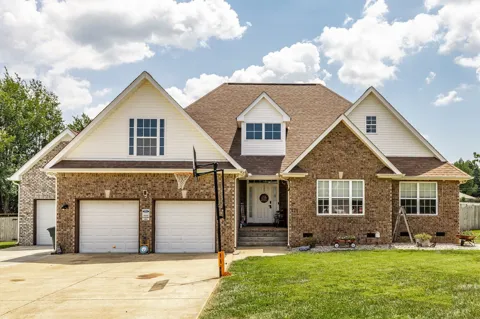 124 Emma Dr
