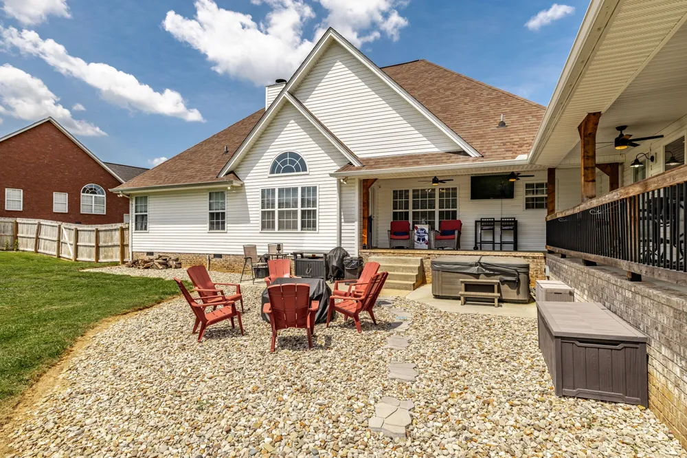 124 Emma Dr Portland, TN 37148