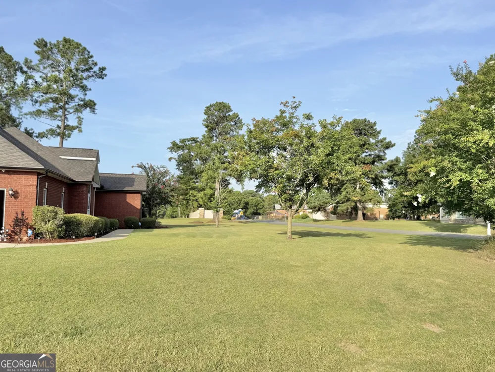 211 Broad Meadows RD Dublin, GA 31021