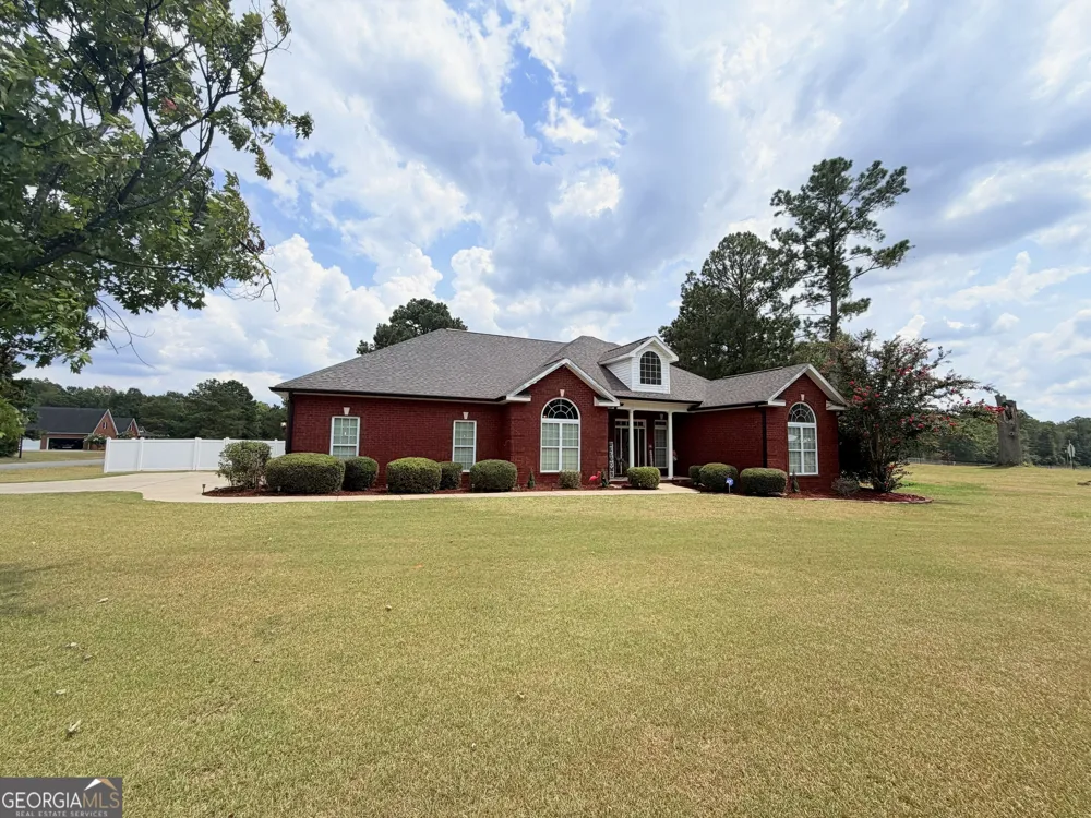 211 Broad Meadows RD Dublin, GA 31021