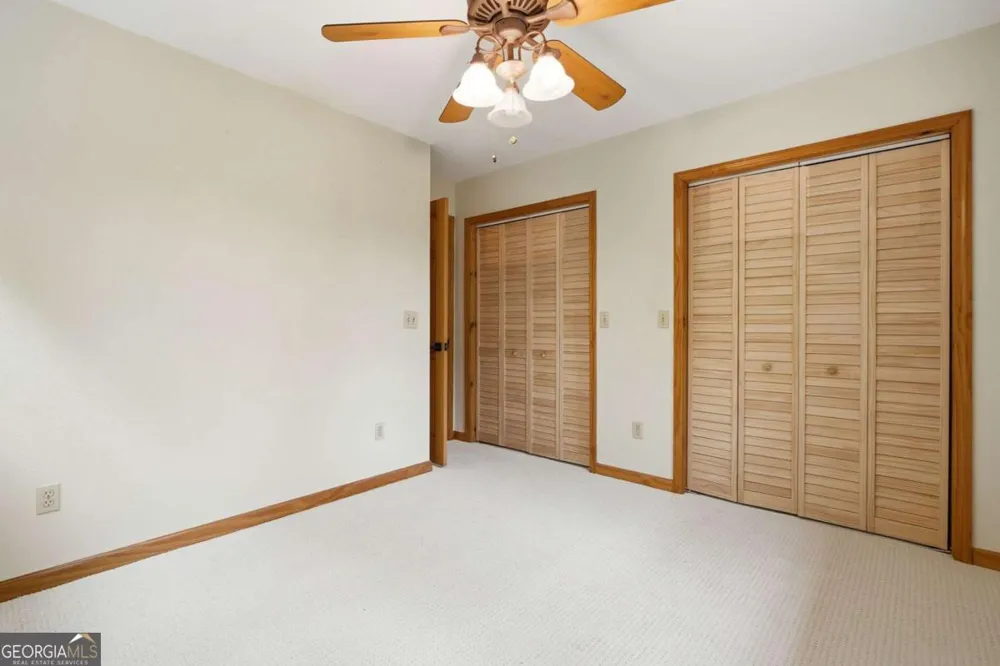 946 Laurel CIR Blue Ridge, GA 30513