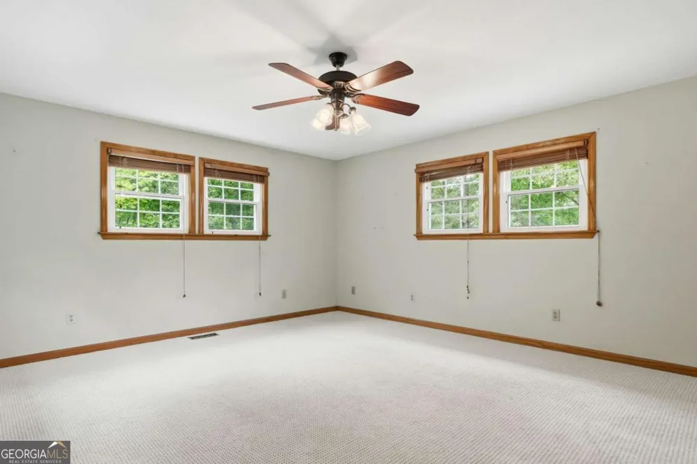 946 Laurel CIR Blue Ridge, GA 30513