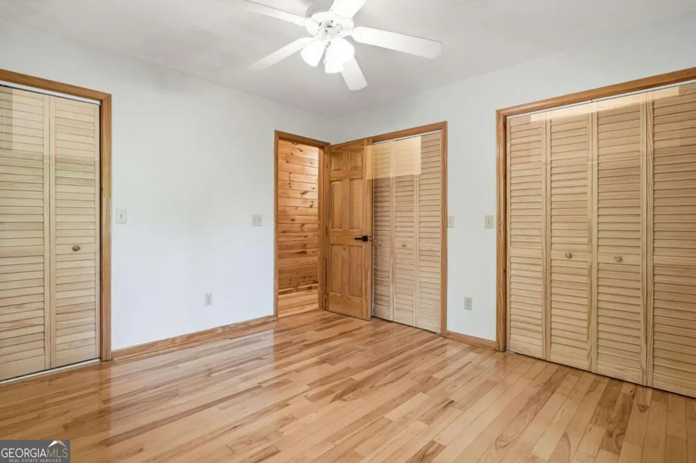 946 Laurel CIR Blue Ridge, GA 30513