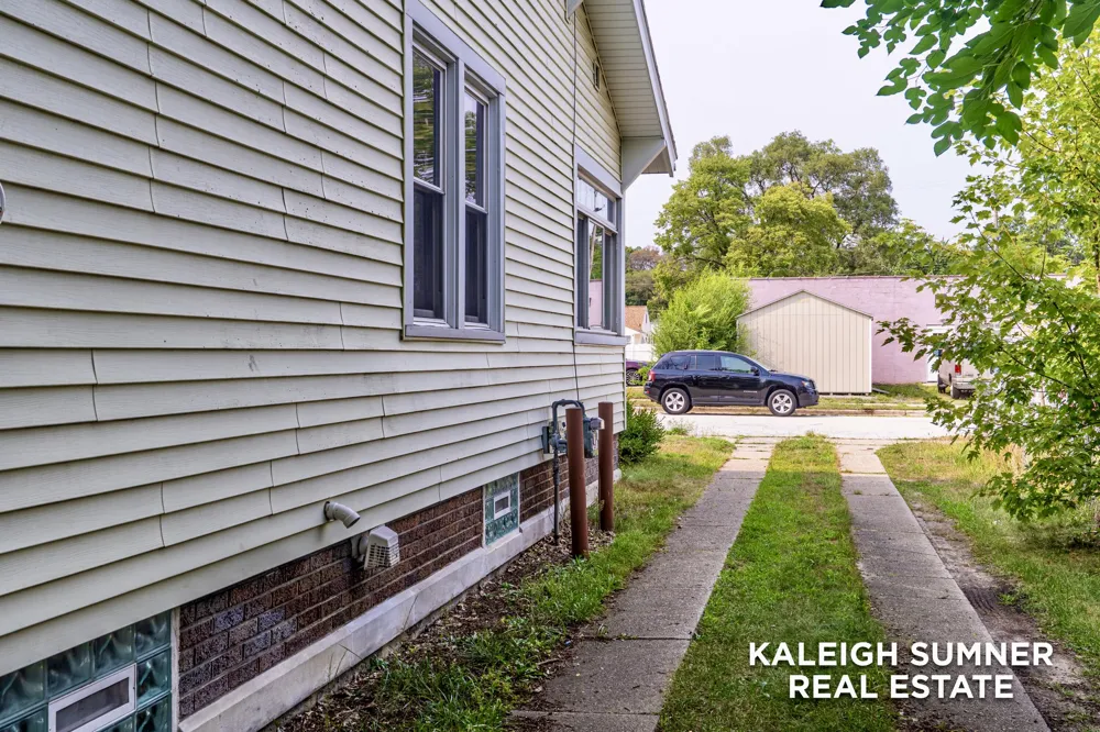 1071 Irwin Avenue Muskegon City, MI 49442