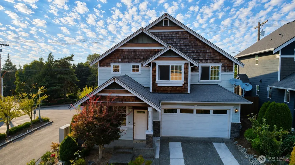 16325 43rd Avenue W Lynnwood, WA 98087