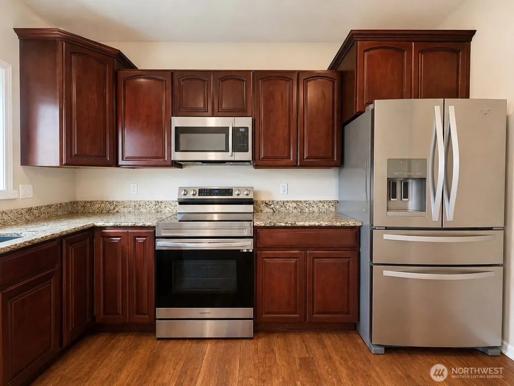 16325 43rd Avenue W Lynnwood, WA 98087