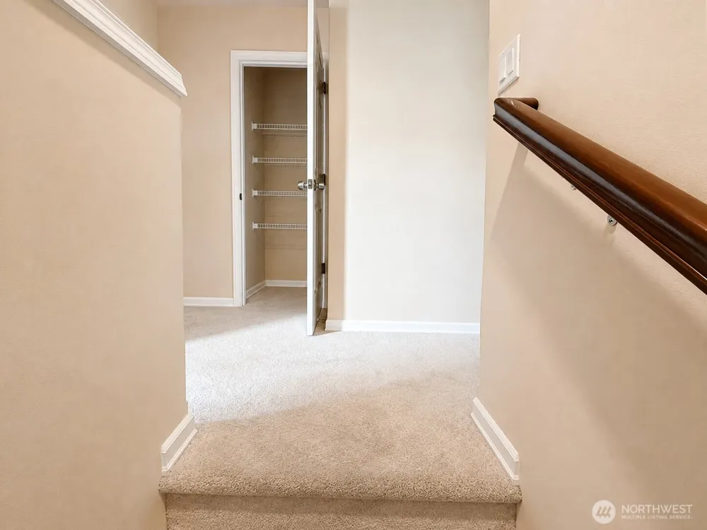 16325 43rd Avenue W Lynnwood, WA 98087