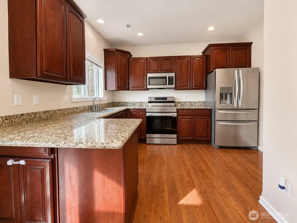 16325 43rd Avenue W Lynnwood, WA 98087