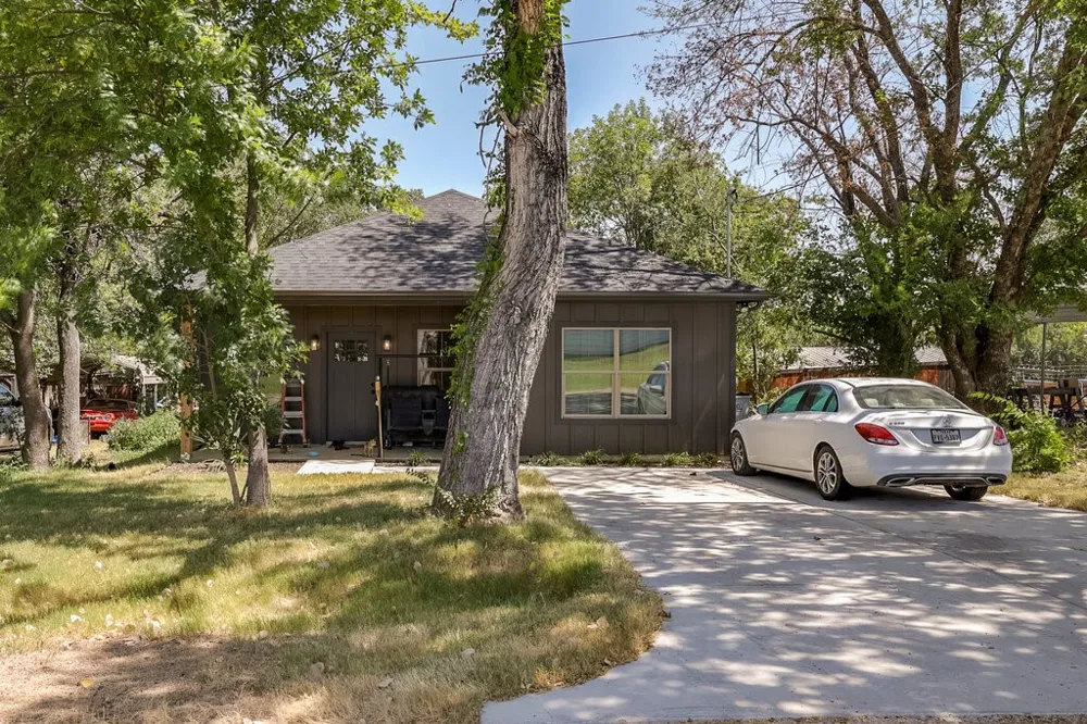 305 W 5th Street Maypearl, TX 76064