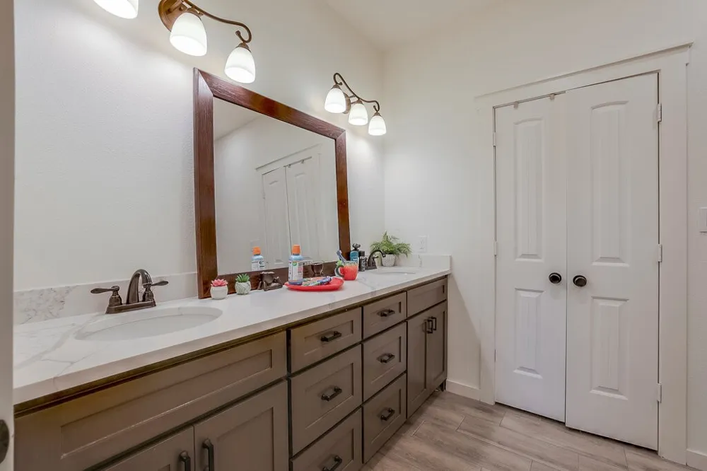 305 W 5th Street Maypearl, TX 76064