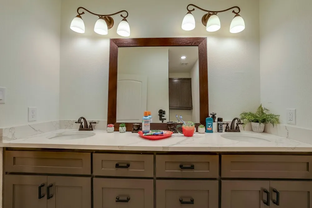 305 W 5th Street Maypearl, TX 76064